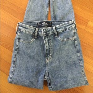 Hollister High-Rise Crop Jean Legging, blue denim, size 7R, W28, L26